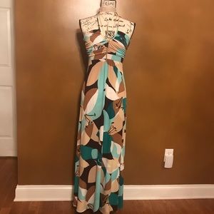 Maxi Dress: Size S